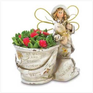 #38585 Country Angel Gardener Figurine $9.95